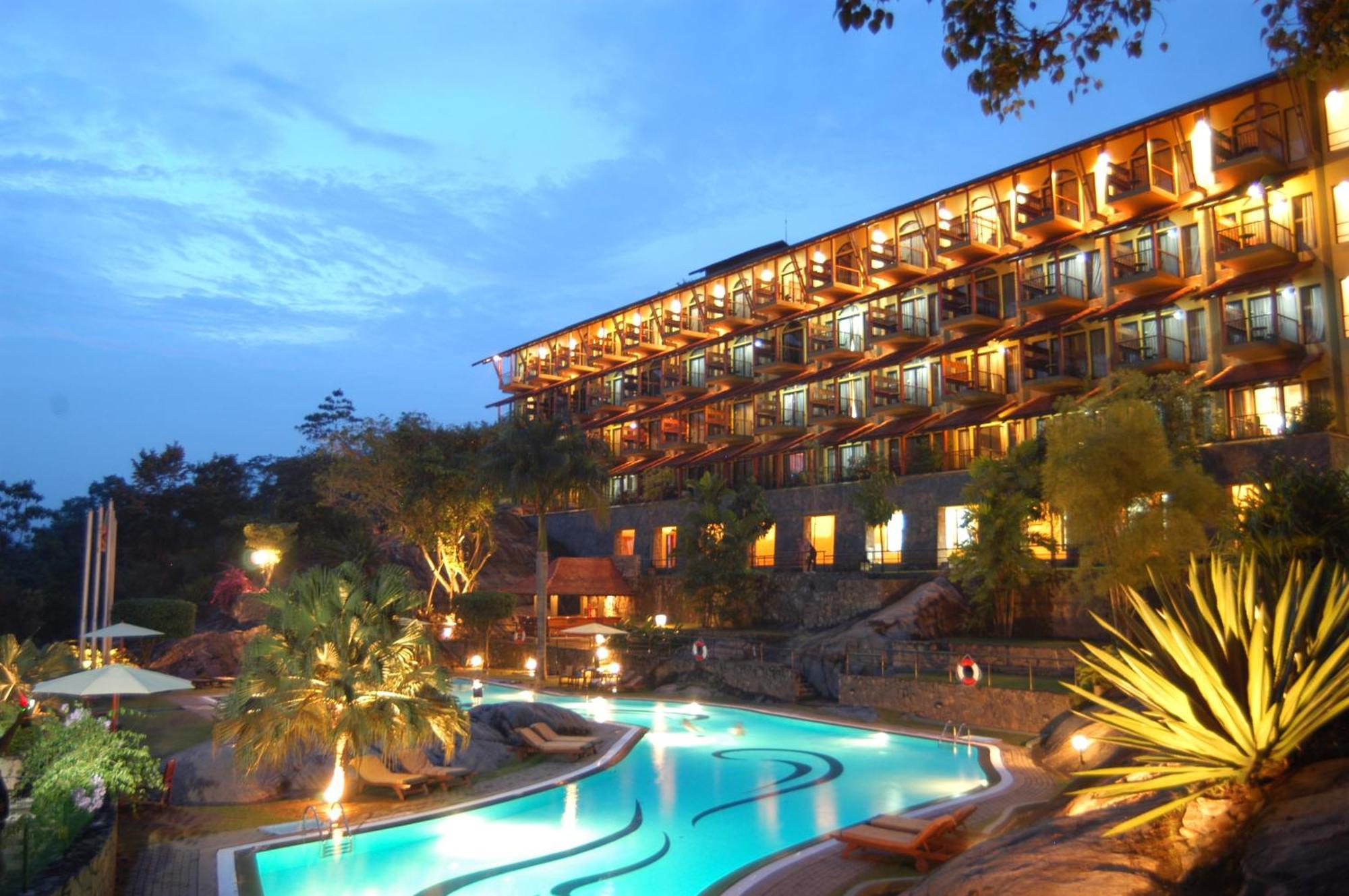 Earl'S Regency Hotel Kandy Luaran gambar